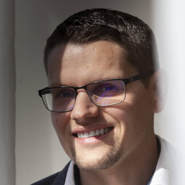 Arthur Pfeifer Arthur Pfeifer